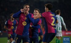 米兰体育官网-包含巴塞罗那客场一球小胜对手，继续领跑积分榜的词条