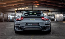 米兰体育-绿茵场与街道赛道，当战术压制遇上绝对接管