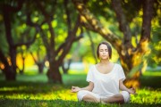 米兰捕鱼-南北对决中的异域锋芒，广东vs新疆，库里化身唯一的高光时刻