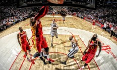 ac米兰-羽坛烽火，法国队横扫印度队，桃田贤斗关键制胜展王者风范