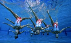 米兰体育官方网站-跨界传奇，当詹姆斯欧冠决赛式接管遇见爵士一波流美学