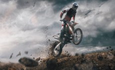 米兰体育-雷霆末节逆转开拓者，字母哥如何成为关键先生