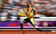 ac米兰官网-红牛二队奇迹之夜，皮亚斯特里独扛大旗，险胜梅赛德斯王朝