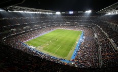 米兰真人-太阳连续得分压制步行者，英超争冠焦点战燃爆周末