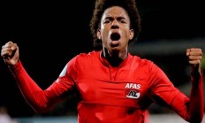 中国米兰体育-皇家社会全队士气高昂，展现集体作战精神