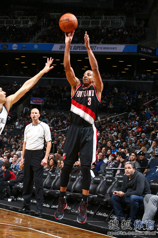 篮网击败开拓者,值得裁判23次24步远投的简单介绍 篮网击败开拓者,值得裁判23次24步远投的简单介绍