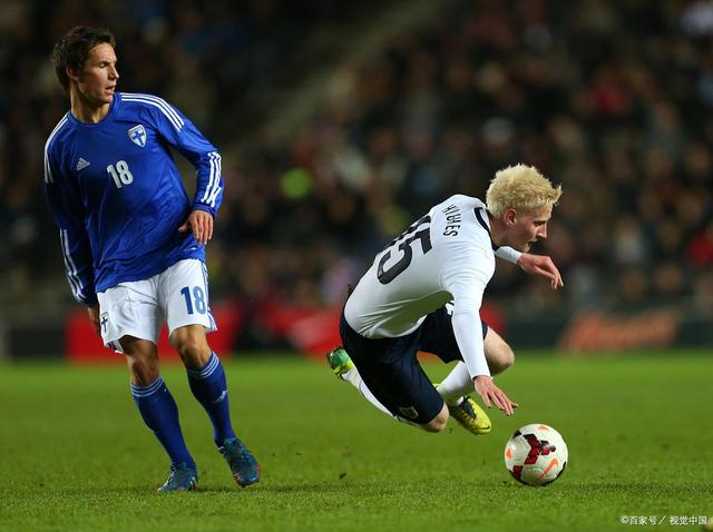 包含瓦伦西亚坚韧不拔，争取三分的词条