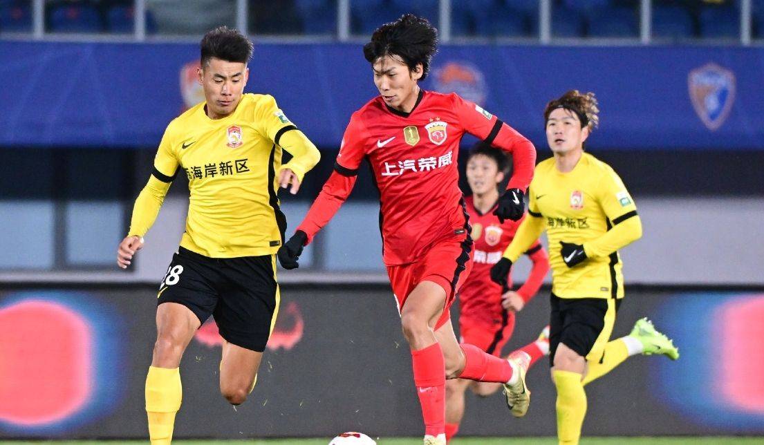 精彩赛事不断，中超各队表现精彩的简单介绍