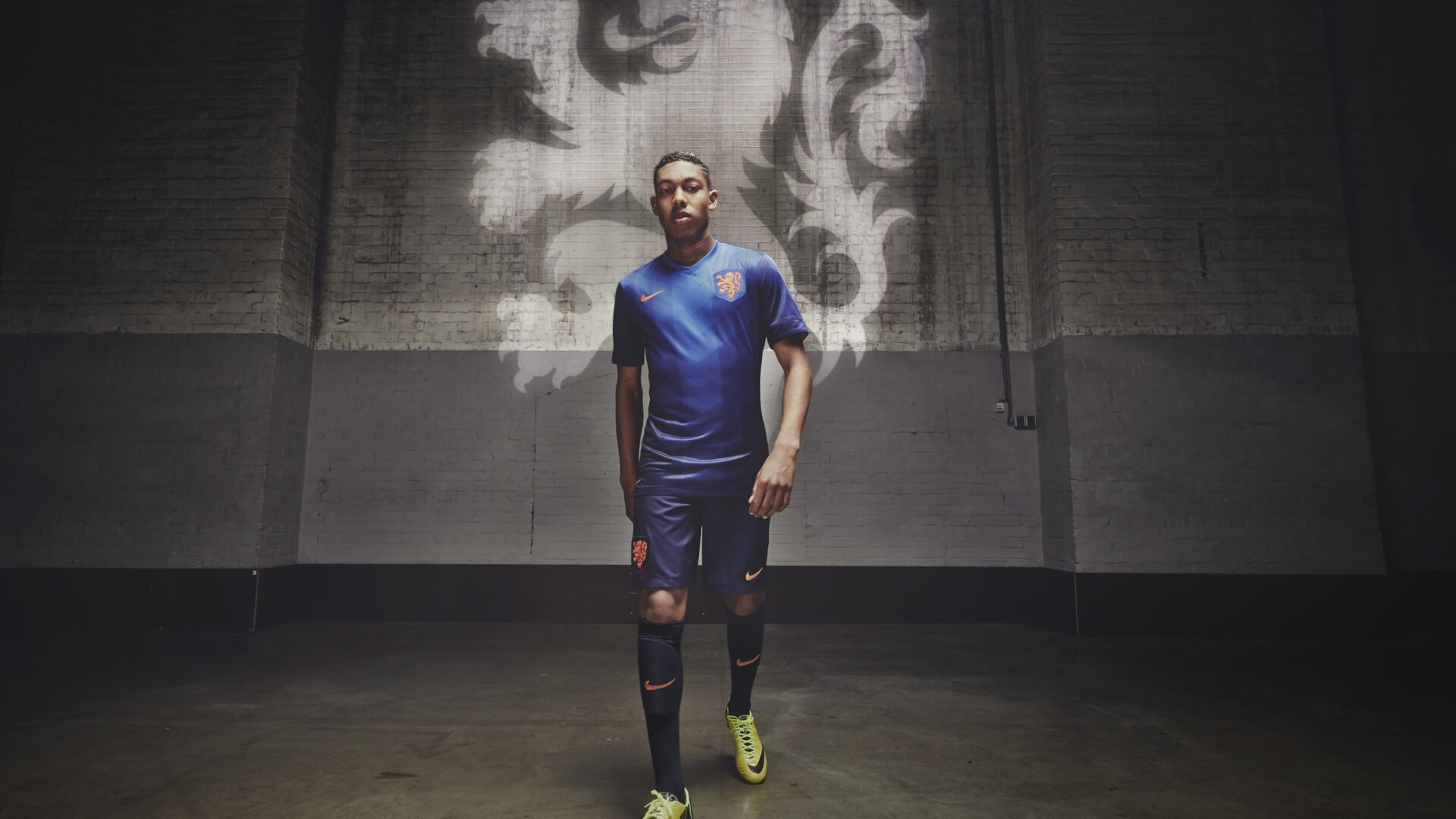 战术革命，加拿大式体系如何碾压曼城，罗德里为何成为胜负关键先生