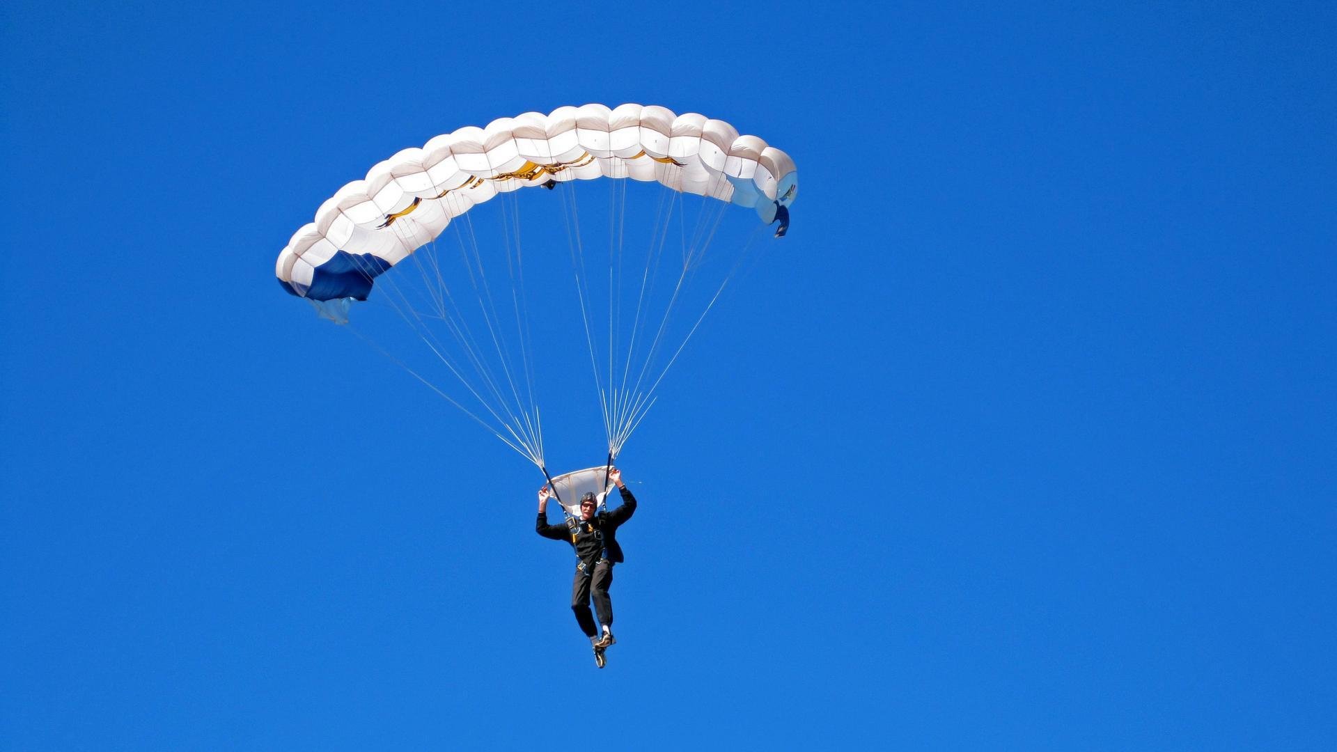 冰封北境，火箭铁血防守锁死吉林，乔治末节利刃出鞘定乾坤