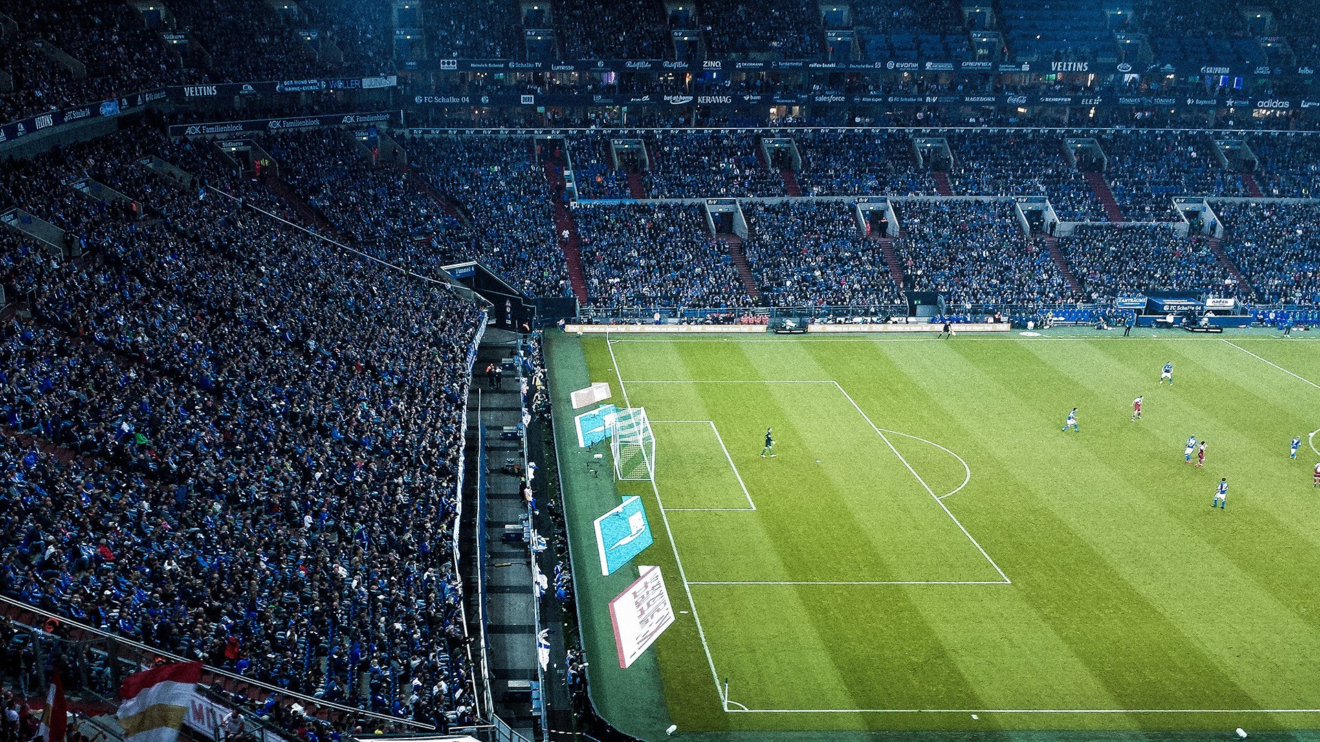 当隐喻跨越现实，体育场上的南非踏平与基耶萨的末节神话